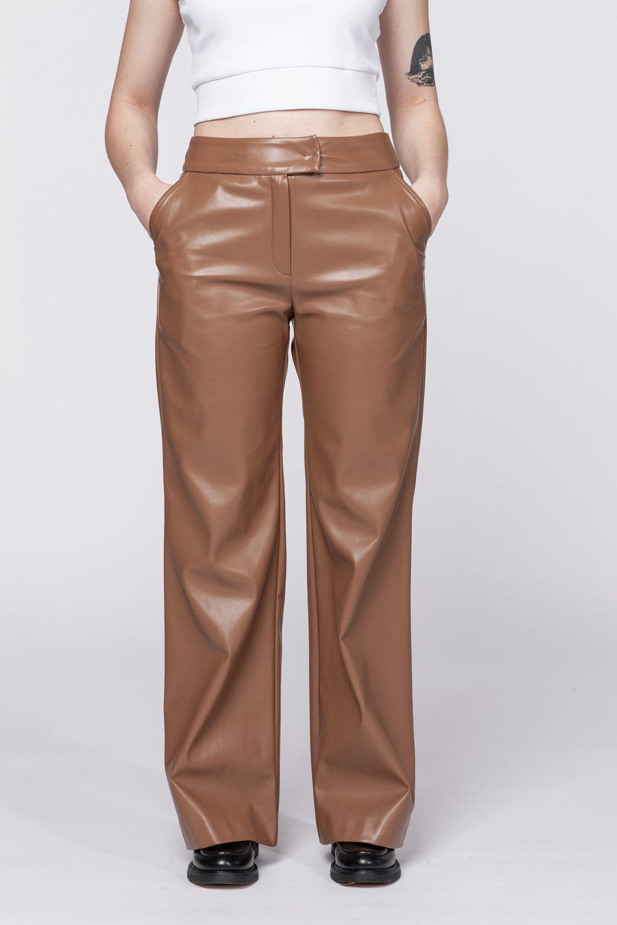 Leather camel CINNAMON  KELNĖS