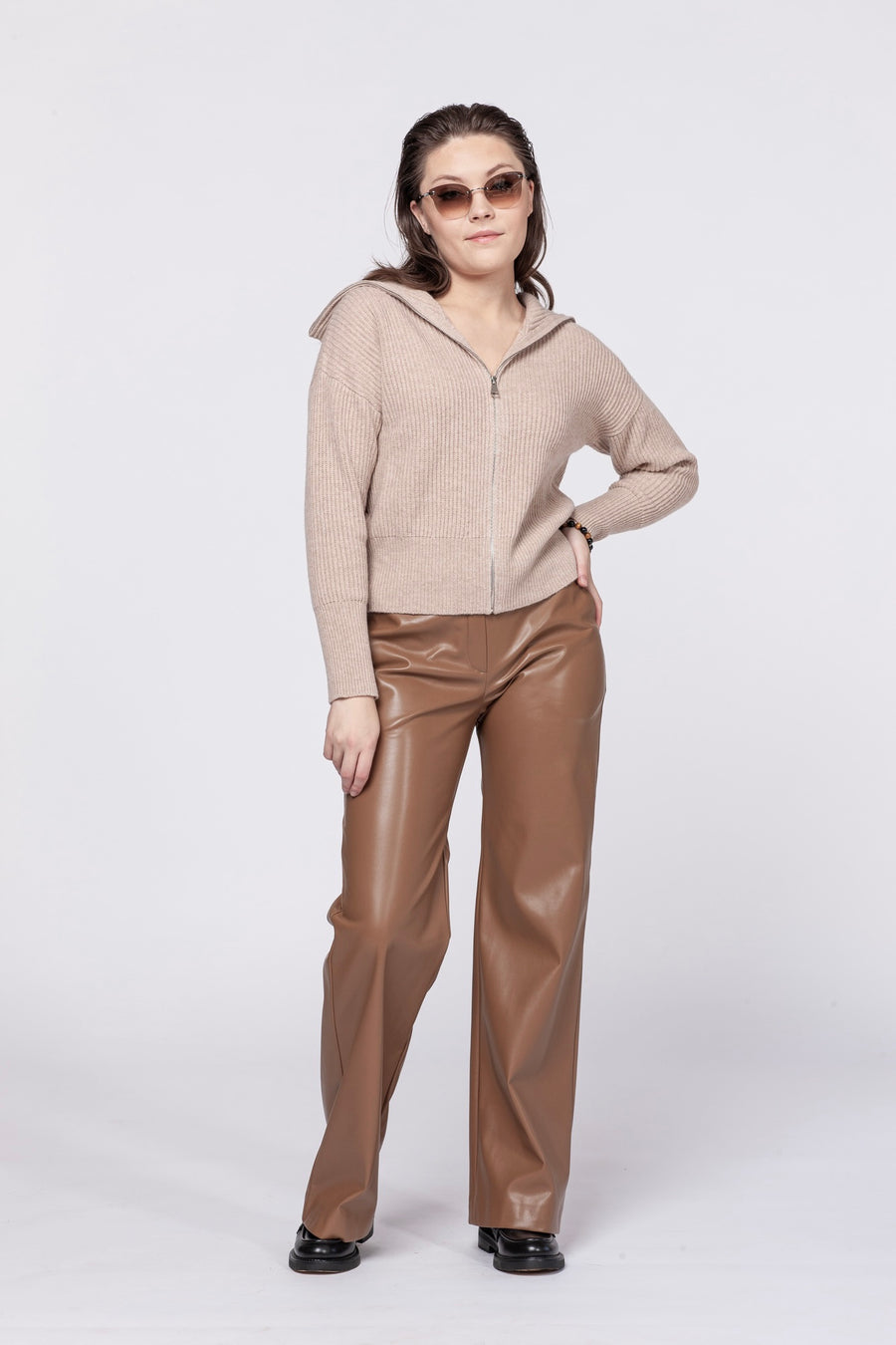 CARDIGAN/beige  8879 MEGZTUKAS
