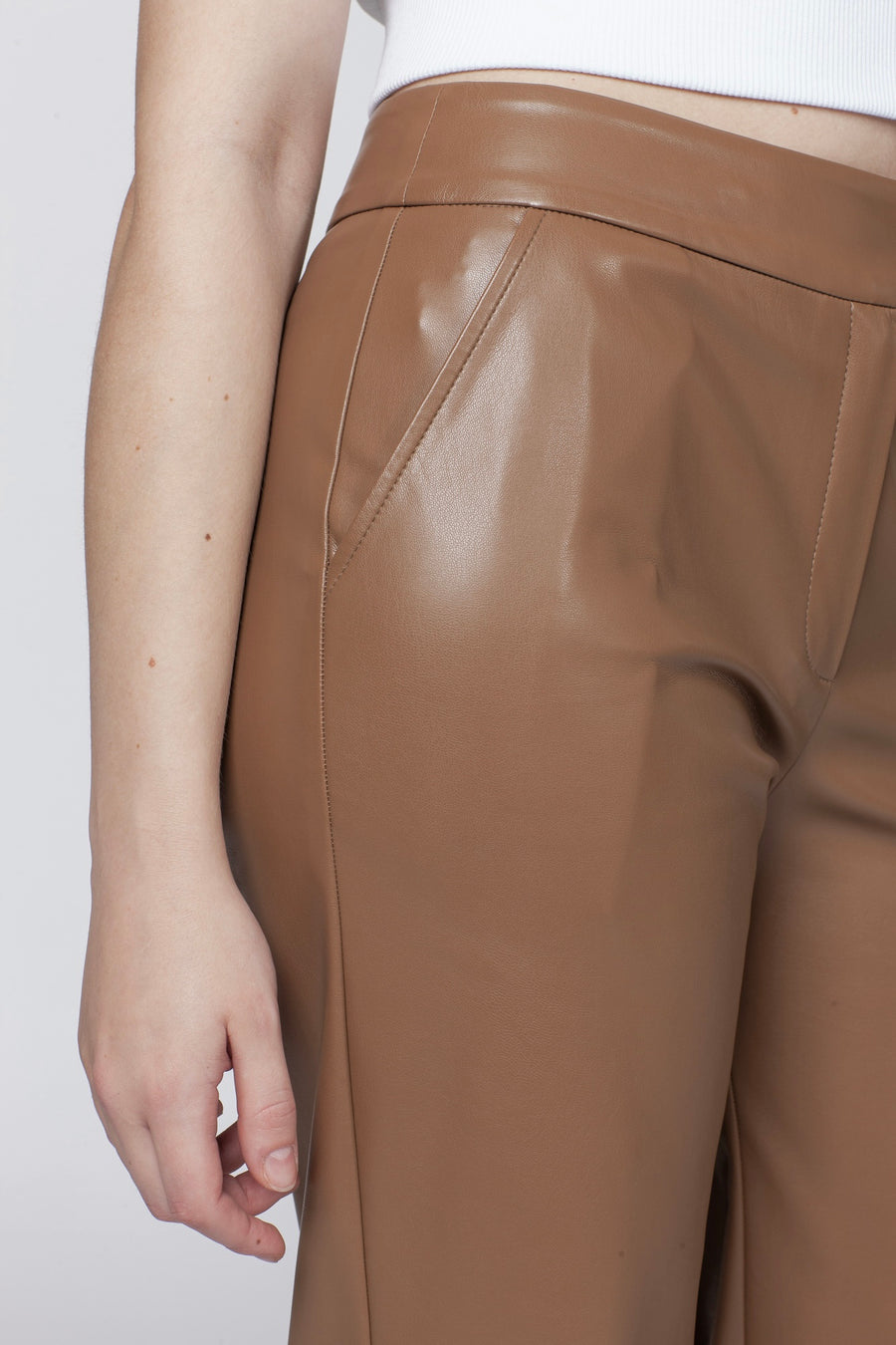 PANTALONI CANNELLA in pelle di cammello