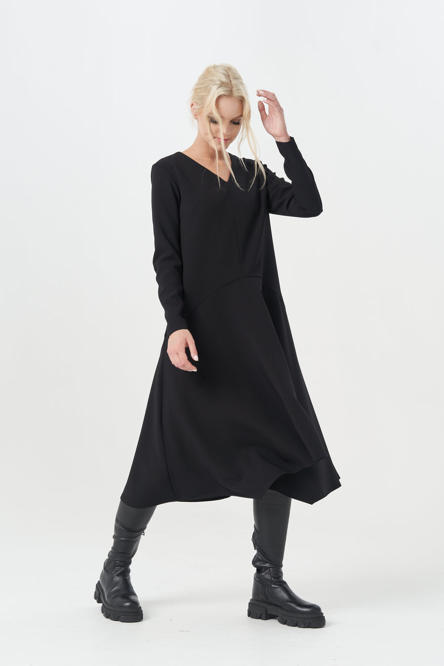 CAROLINE-2 BLACK DRESS